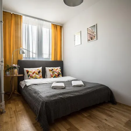 Old Town Heart Xxi - Plac Teatralny Varşova